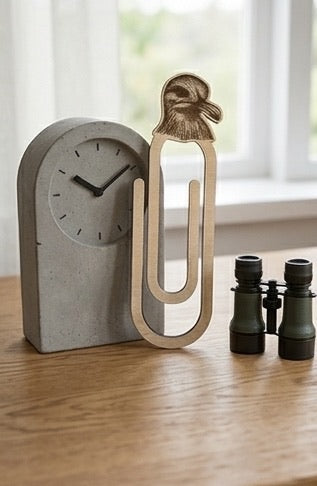 Große Holz-Büroklammer – verschiedene handgezeichnete Motive | ca. 10 cm