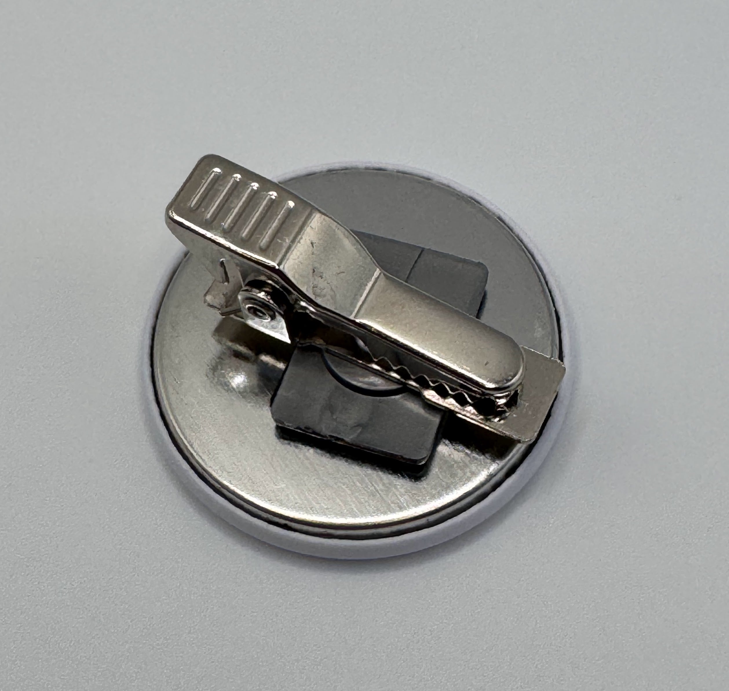 Buttons mit Clip - verschiedene Motive zur Auswahl